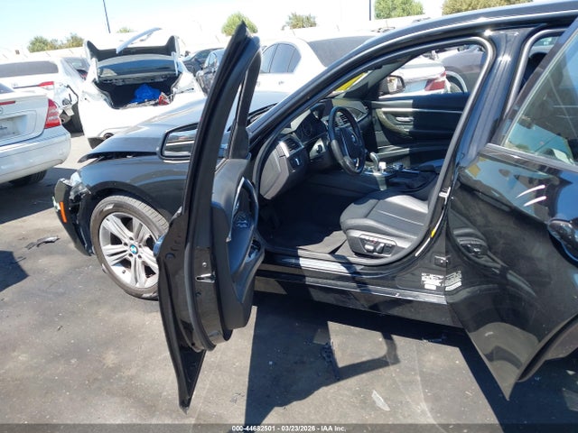 WBA8E9G51GNT86979 BMW 328I