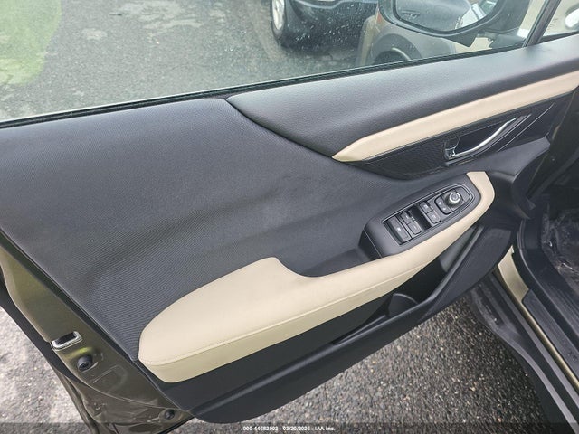 44682503 :رقم المزاد ، 4S4BTADC9S3206246 vin ، 2025 Subaru Outback Premium مزاد بيع