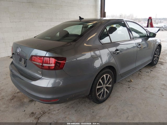 3VWD67AJ3GM373618 Volkswagen Jetta 1.4t Se
