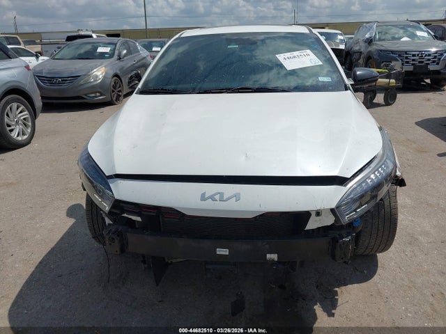 2023 Kia Forte Gt-line მანქანა იყიდება აუქციონზე, vin: 3KPF54AD9PE561755, აუქციონის ნომერი: 44682510