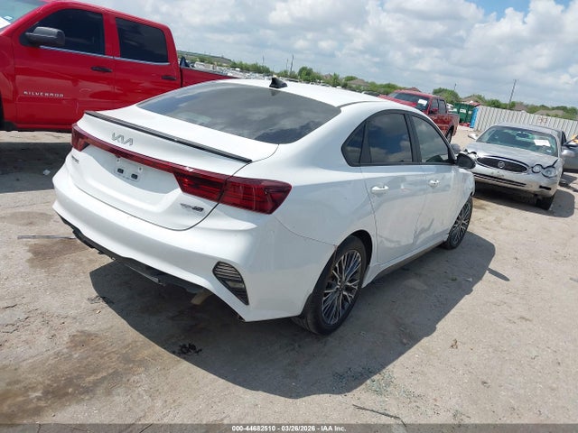 2023 Kia Forte Gt-line მანქანა იყიდება აუქციონზე, vin: 3KPF54AD9PE561755, აუქციონის ნომერი: 44682510