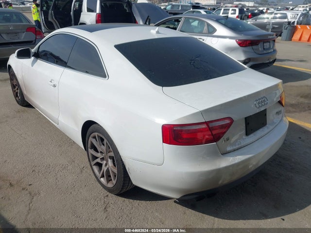 44682524 :رقم المزاد ، WAUCFAFR3CA014526 vin ، 2012 Audi A5 2.0t Premium مزاد بيع