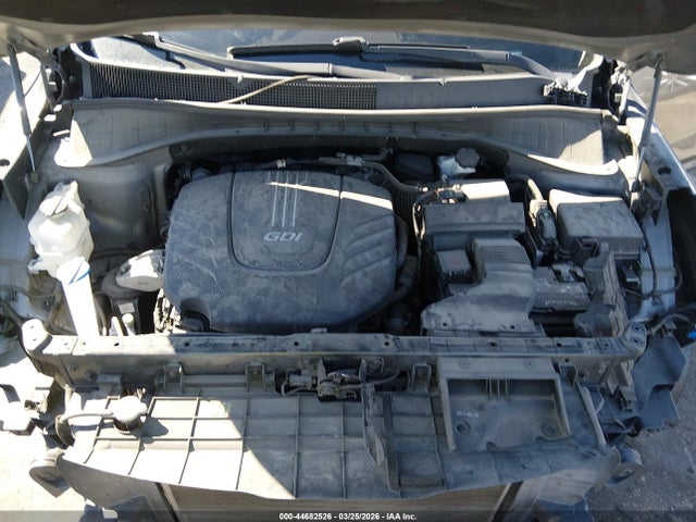 5XYPK4A59GG113623 KIA Sorento 3.3l Sx