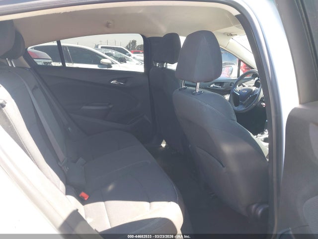 1G1BE5SMXH7269352 Chevrolet Cruze Lt Auto