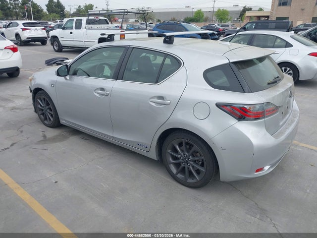 44682550 :رقم المزاد ، JTHKD5BH9C2068270 vin ، 2012 Lexus Ct 200h Premium مزاد بيع