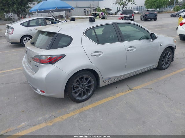 44682550 :رقم المزاد ، JTHKD5BH9C2068270 vin ، 2012 Lexus Ct 200h Premium مزاد بيع