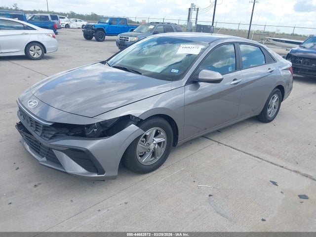 KMHLL4DG7RU830429 Hyundai ELANTRA SE