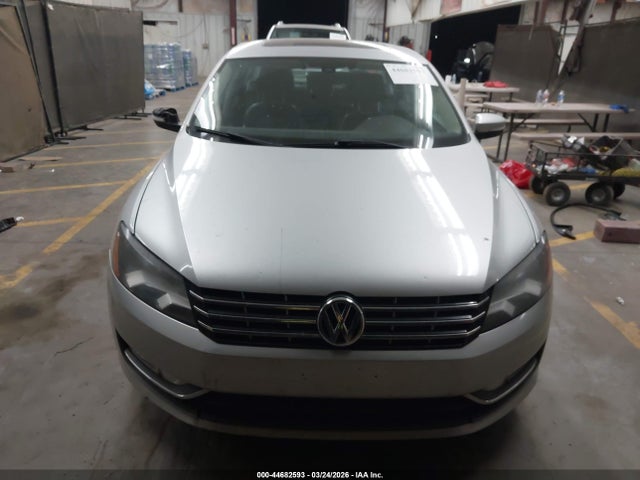 44682593 :رقم المزاد ، 1VWBN7A37DC038256 vin ، 2013 Volkswagen Passat 2.0l Tdi Se مزاد بيع