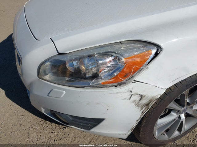 2011 VOLVO C70 YV1672MC9BJ107139 Photo 5