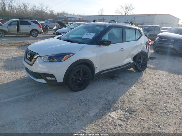2020 Nissan Kicks Sr Xtronic Cvt მანქანა იყიდება აუქციონზე, vin: 3N1CP5DV3LL545888, აუქციონის ნომერი: 44682614