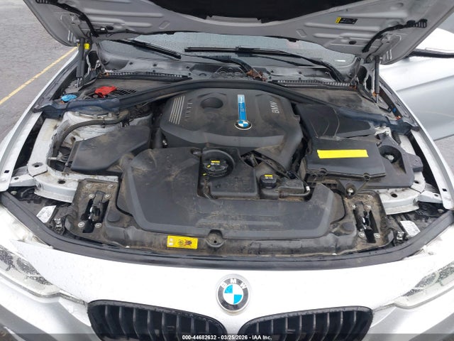 44682632 :رقم المزاد ، WBA8E1C37HA029384 vin ، 2017 Bmw 330e Iperformance مزاد بيع