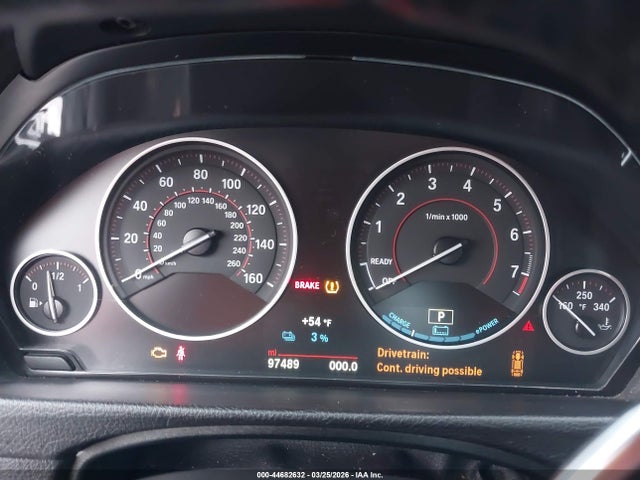 BMW 330e Iperformance 2017 WBA8E1C37HA029384 Image 7