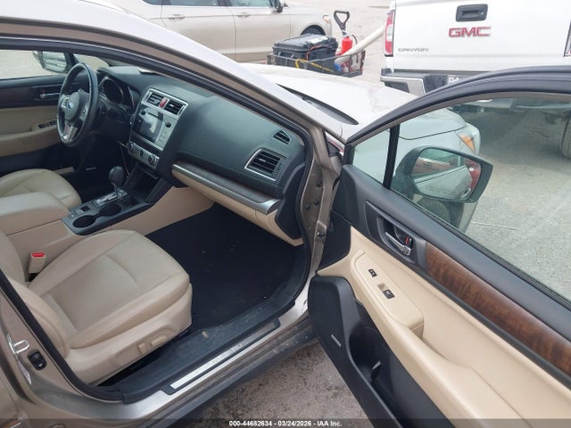 2016 Subaru Outback 2.5i Limited მანქანა იყიდება აუქციონზე, vin: 4S4BSALC4G3227646, აუქციონის ნომერი: 44682634