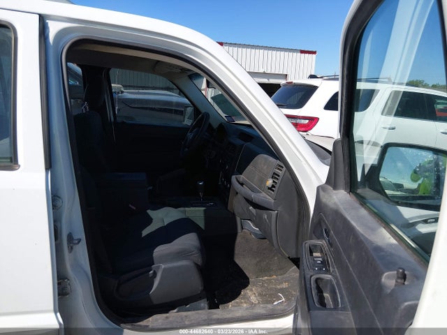 2012 JEEP LIBERTY 1C4PJLAK8CW157399 Photo 4