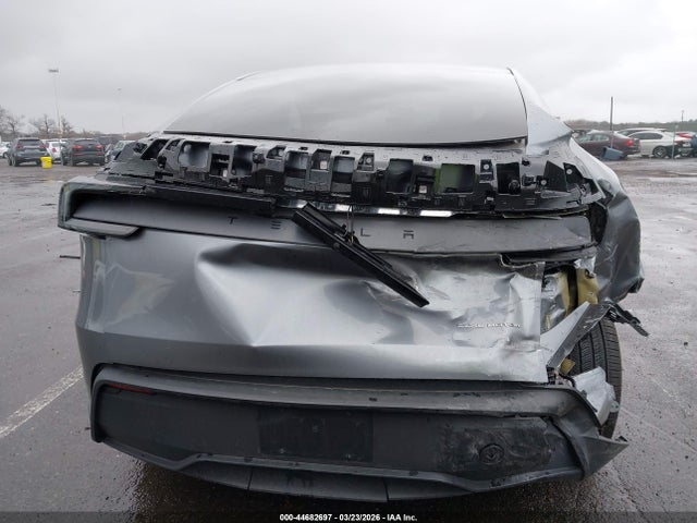 Tesla Model Y 2026 7SAYGDEE6TA466807 Image 16