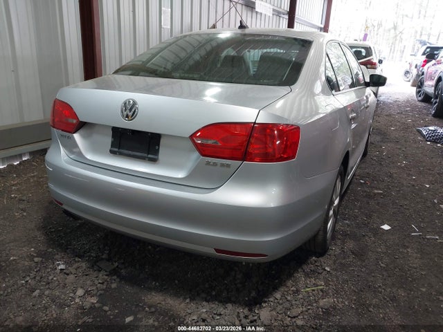 2011 Volkswagen Jetta 2.5l Se მანქანა იყიდება აუქციონზე, vin: 3VWDX7AJ3BM397472, აუქციონის ნომერი: 44682702