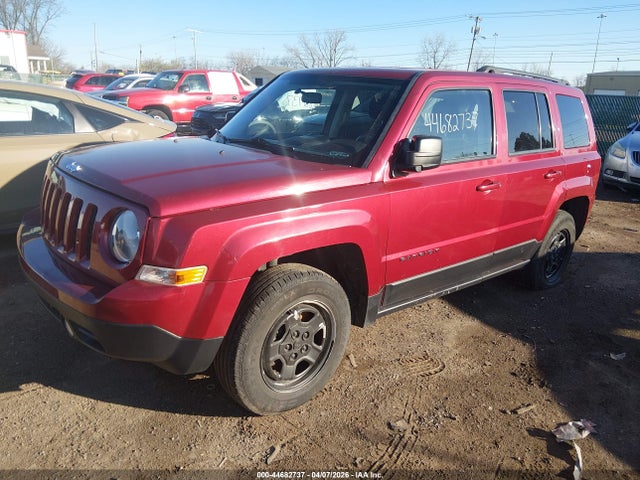 44682737 :رقم المزاد ، 1C4NJRBB8FD147805 vin ، 2015 Jeep Patriot Sport مزاد بيع