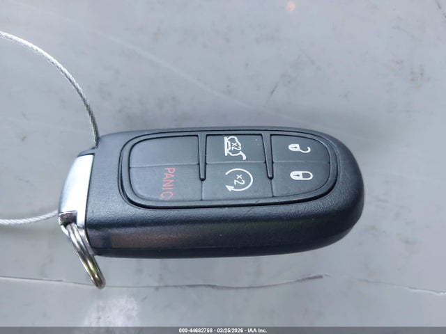 1C4PJMDS1FW759194 Jeep Cherokee Limited