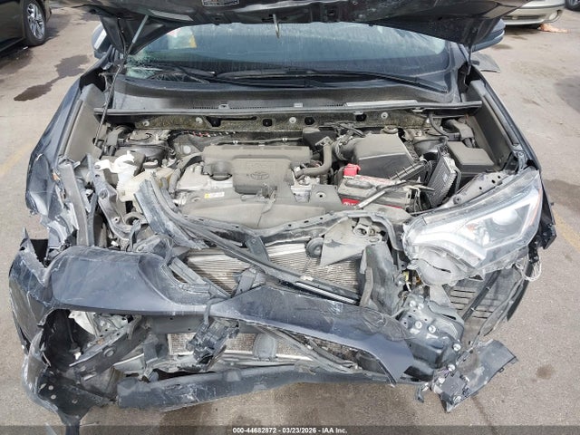 Toyota Rav4 Xle 2018 JTMRFREV2JJ252780 Image 10