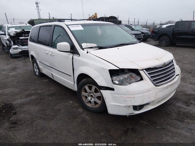 2010 CHRYSLER TOWN & COUNTRY 2A4RR8D12AR405714