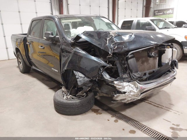 2019 RAM 1500 1C6SRFFT1KN749759