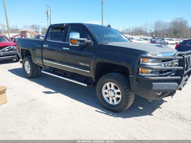 2018 1GC1KWEY1JF125040 main image