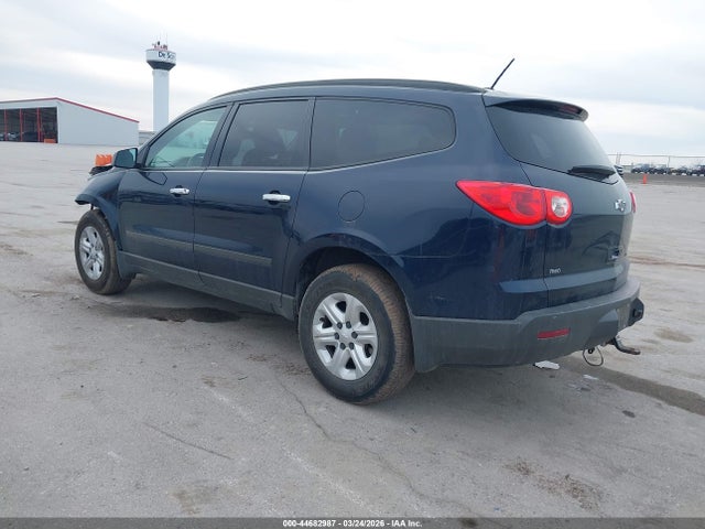 2012 CHEVROLET TRAVERSE 1GNKVFEDXCJ360357 Photo 2