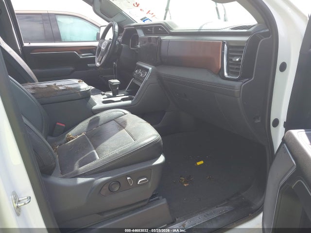 Продажа на аукционе авто 2023 Gmc Sierra 1500 4wd  Short Box Denali, vin: 3GTUUGED6PG123656, номер лота: 44683032