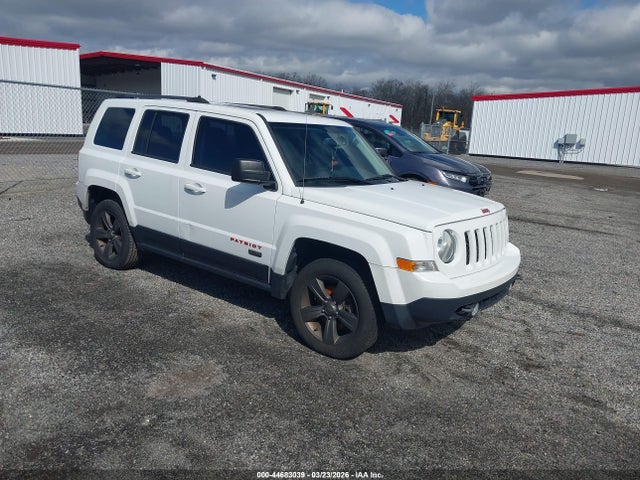 44683039 :رقم المزاد ، 1C4NJRBB6HD205459 vin ، 2017 Jeep Patriot 75th Anniversary Edition 4x4 مزاد بيع