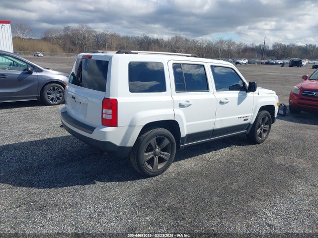 44683039 :رقم المزاد ، 1C4NJRBB6HD205459 vin ، 2017 Jeep Patriot 75th Anniversary Edition 4x4 مزاد بيع
