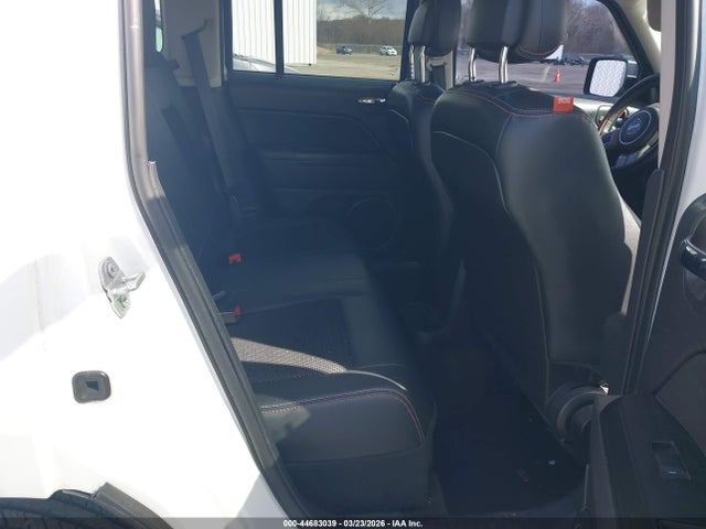 44683039 :رقم المزاد ، 1C4NJRBB6HD205459 vin ، 2017 Jeep Patriot 75th Anniversary Edition 4x4 مزاد بيع