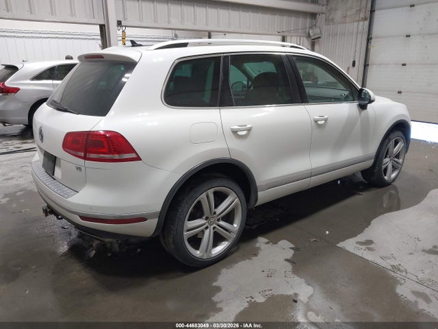 44683049 :رقم المزاد ، WVGEF9BPXGD011685 vin ، 2016 Volkswagen Touareg Vr6 Executive مزاد بيع