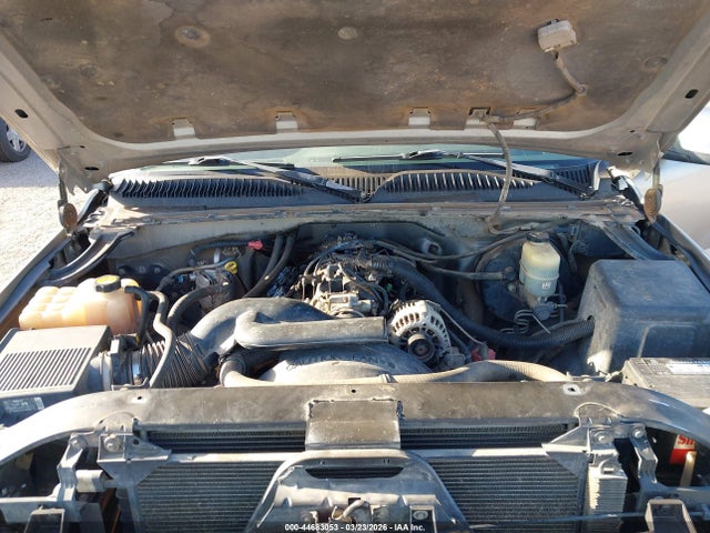 1999 Chevrolet Silverado 1500 Ls მანქანა იყიდება აუქციონზე, vin: 2GCEC19T0X1249445, აუქციონის ნომერი: 44683053