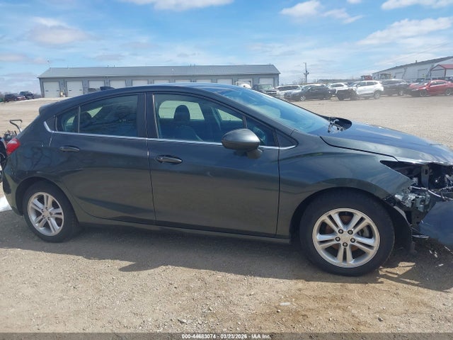 2017 Chevrolet Cruze Lt Auto მანქანა იყიდება აუქციონზე, vin: 3G1BE6SM4HS584008, აუქციონის ნომერი: 44683074