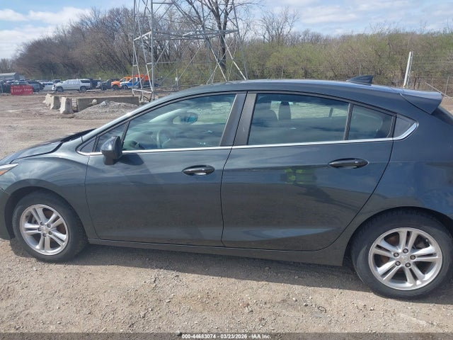 2017 Chevrolet Cruze Lt Auto მანქანა იყიდება აუქციონზე, vin: 3G1BE6SM4HS584008, აუქციონის ნომერი: 44683074