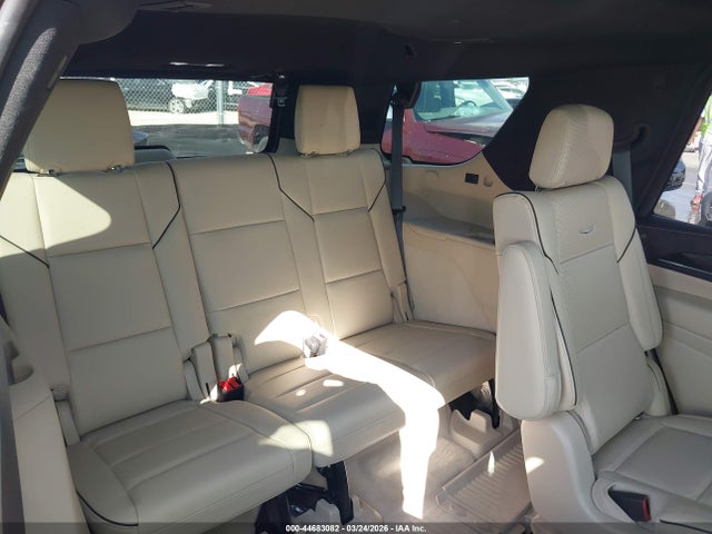Продаж на аукціоні авто 2021 Cadillac Escalade 2wd Premium Luxury, vin: 1GYS3CKL3MR198402, номер лоту: 44683082
