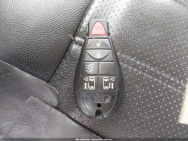 44683104 :رقم المزاد ، 2C4RC1BG7CR259142 vin ، 2012 Chrysler Town & Country Touring مزاد بيع