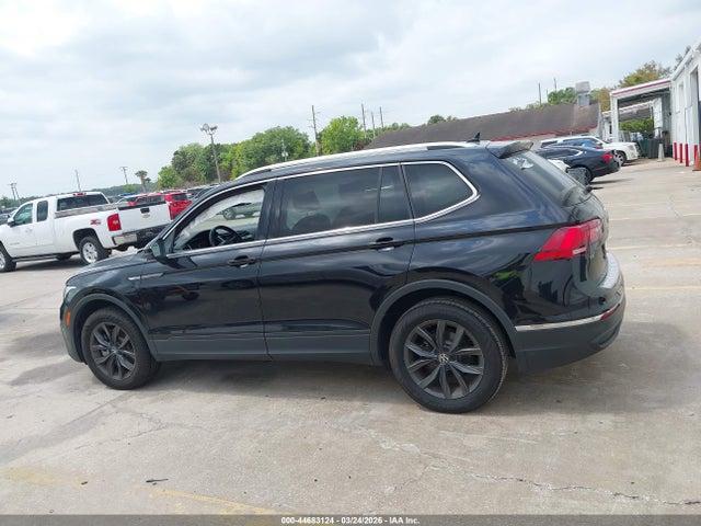 44683124 :رقم المزاد ، 3VV3B7AX5NM055528 vin ، 2022 Volkswagen Tiguan 2.0t Se مزاد بيع