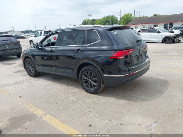 2022 VOLKSWAGEN TIGUAN 3VV3B7AX5NM055528 Photo 2