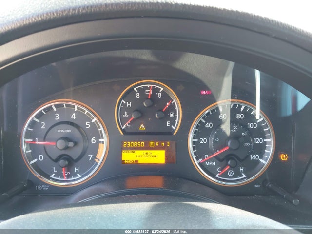 2011 NISSAN ARMADA 5N1BA0ND8BN624423 Photo 6