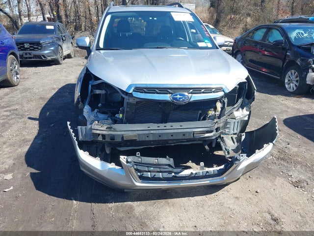 2017 Subaru Forester 2.5i Touring მანქანა იყიდება აუქციონზე, vin: JF2SJATCXHH413110, აუქციონის ნომერი: 44683133