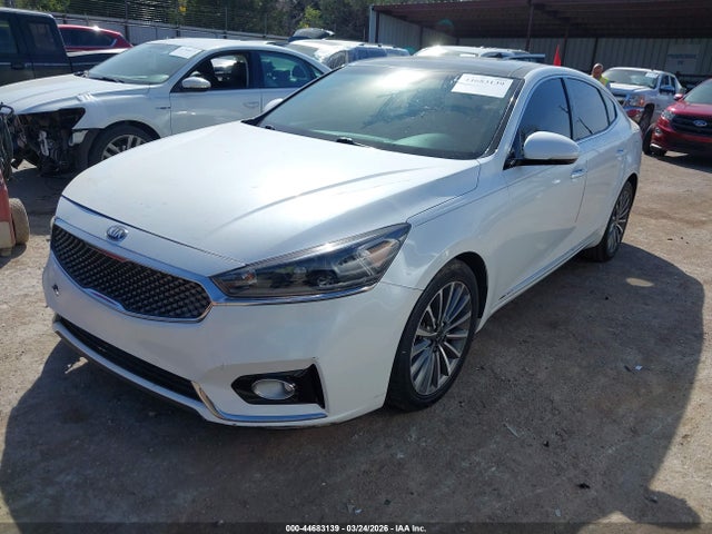 2017 Kia Cadenza Premium მანქანა იყიდება აუქციონზე, vin: KNALC4J12H5090427, აუქციონის ნომერი: 44683139