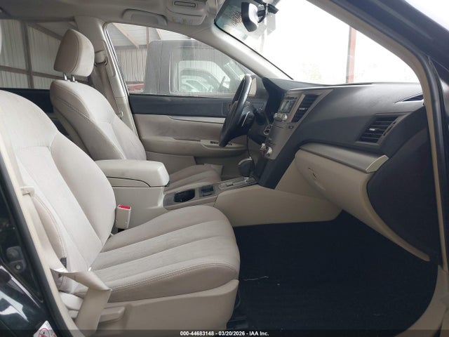 2013 Subaru Outback 2.5i Premium მანქანა იყიდება აუქციონზე, vin: 4S4BRCGC4D3284622, აუქციონის ნომერი: 44683148