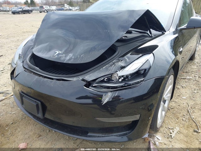 5YJ3E1EB8NF121169 Tesla Model 3 Long Range Dual Motor All-wheel Drive