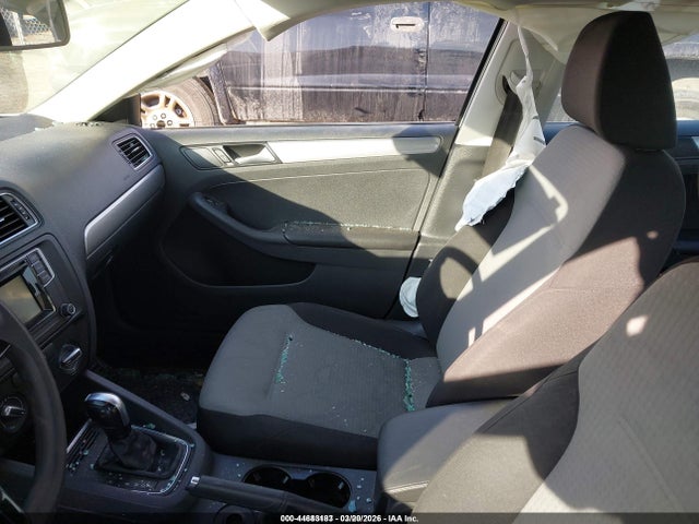 2017 Volkswagen Jetta 1.4t S მანქანა იყიდება აუქციონზე, vin: 3VW2B7AJ1HM277880, აუქციონის ნომერი: 44683183