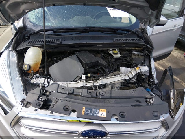 44683186 :رقم المزاد ، 1FMCU0HDXKUA81038 vin ، 2019 Ford Escape Sel مزاد بيع