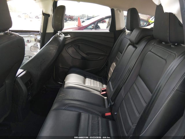44683186 :رقم المزاد ، 1FMCU0HDXKUA81038 vin ، 2019 Ford Escape Sel مزاد بيع