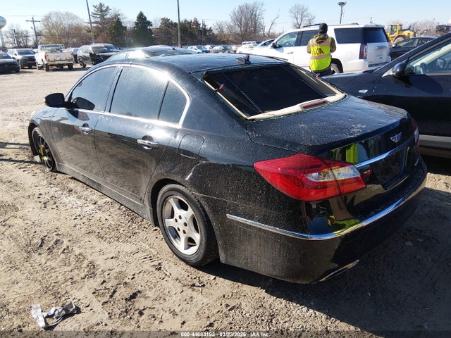 Продажа на аукционе авто 2013 Hyundai Genesis 3.8, vin: KMHGC4DD1DU233700, номер лота: 44683193