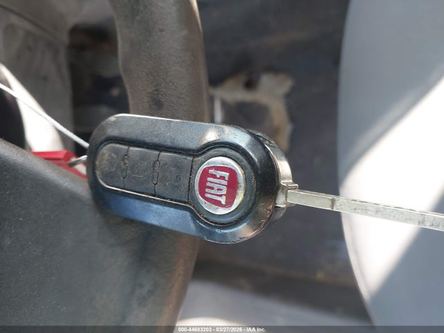 2012 FIAT 500 3C3CFFAR8CT119907 Photo 10