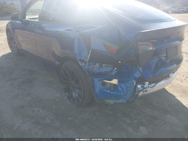 7SAYGDEF4RA276683 Tesla Model Y Performance Dual Motor All-wheel Drive